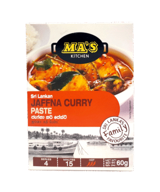 Pasta de curry este facuta dintr-o combinatie de condimente aromate, cum ar fi chimen, coriandru, fenicul, schinduf si piper negru, precum si ingrediente proaspete precum usturoi, ghimbir, ceapa si frunze de curry.