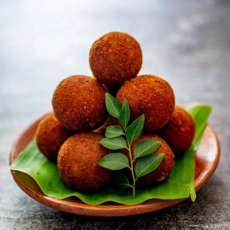 Chiftelute de peste sri lankeze (Sri Lankan fish cutlets)